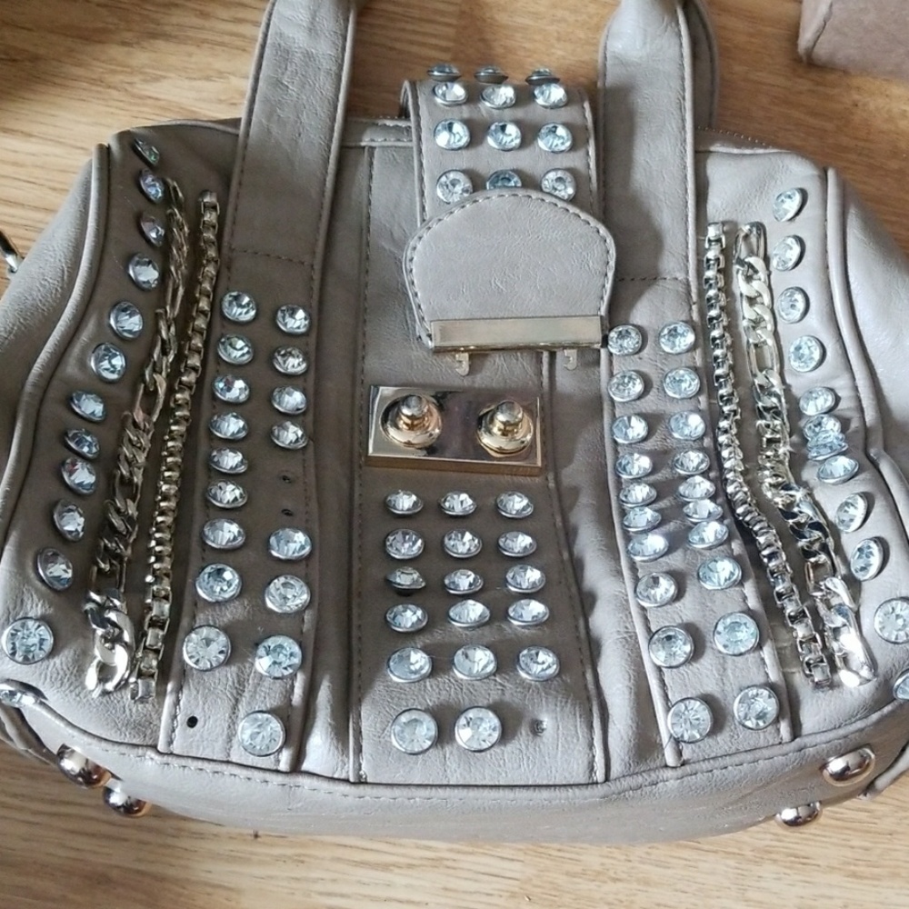 Purse - Picture 3 of 3